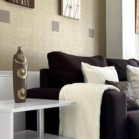 Piso Beiramar - *
